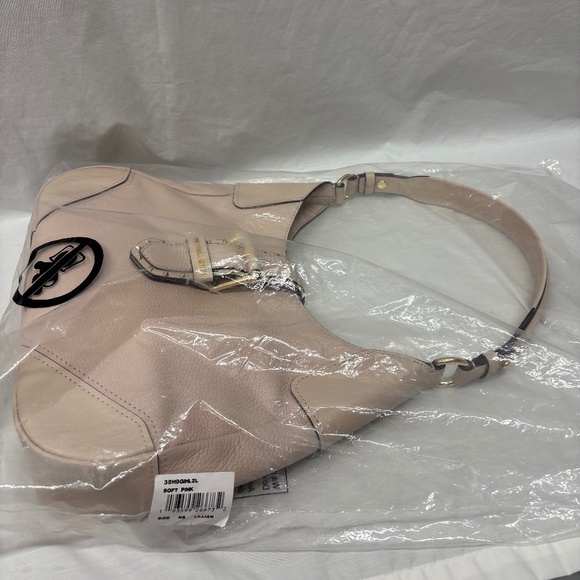 Michael Kors Handbag - Picture 7 of 8